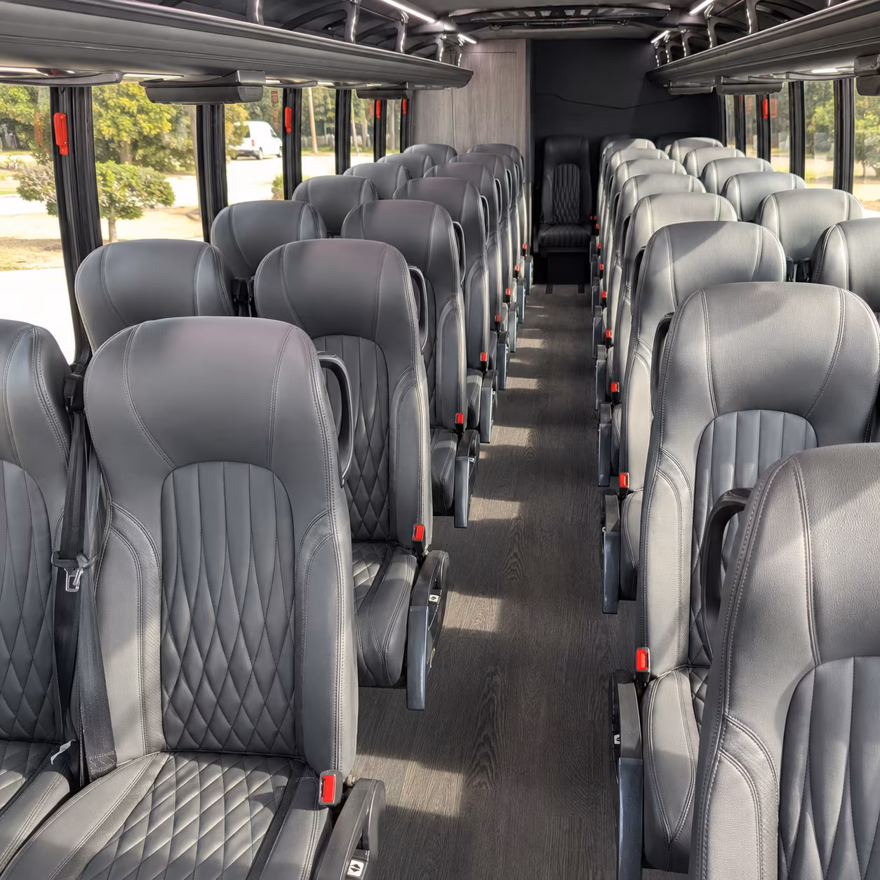 find and book transportation for your next airport transfer 1