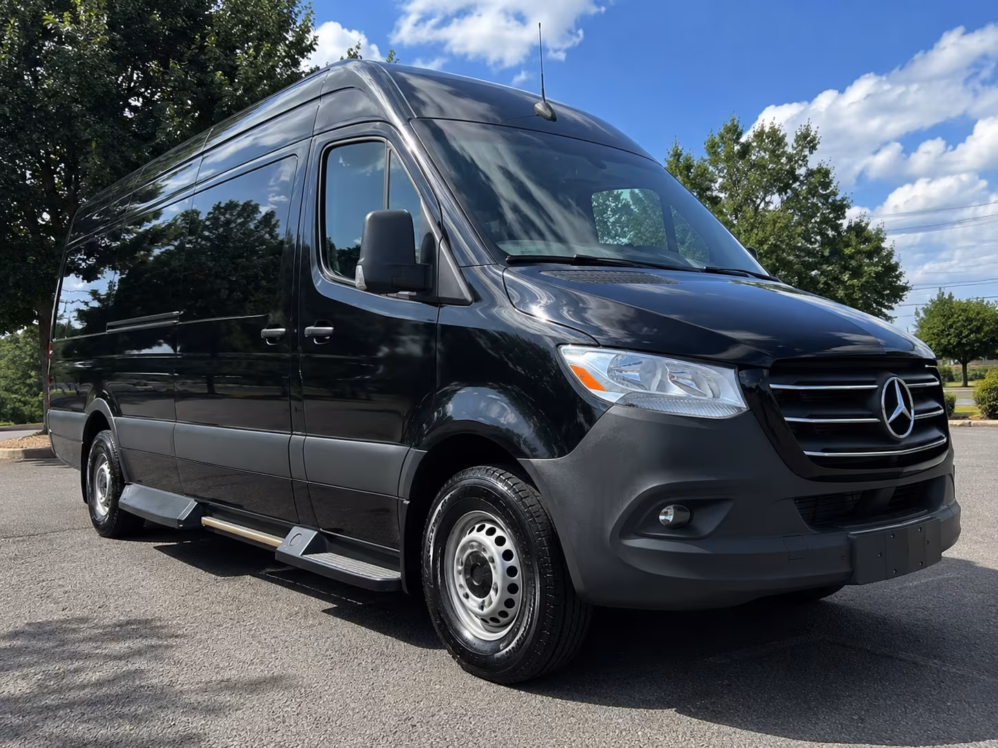 find and book transportation for your next airport transfer 2