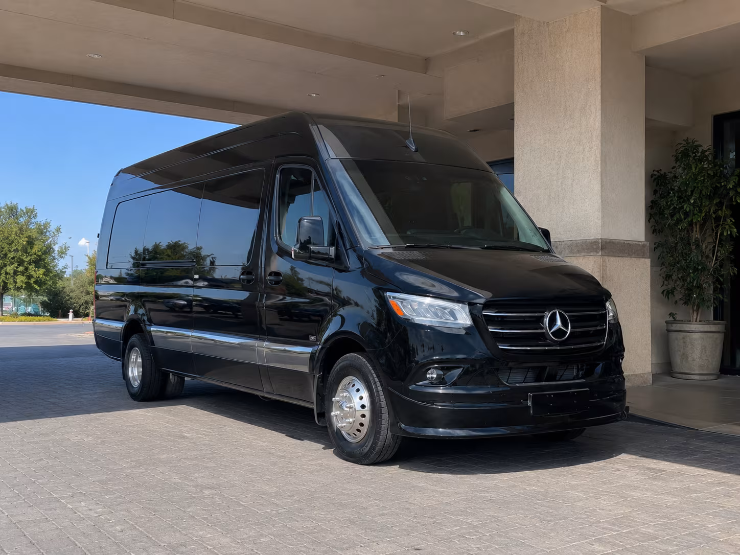 find and book transportation for your next private event 1