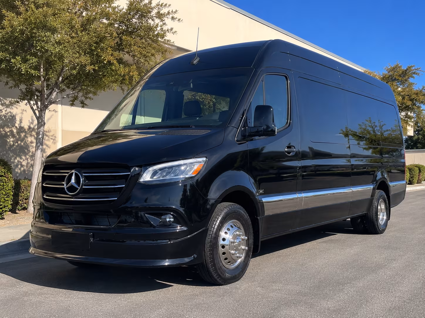 find and book transportation for your next sporting event 4
