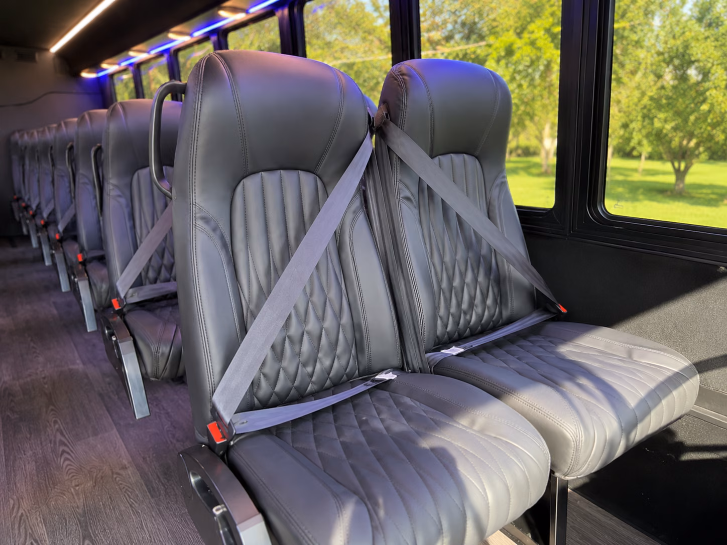 find and book transportation for your next wedding 1