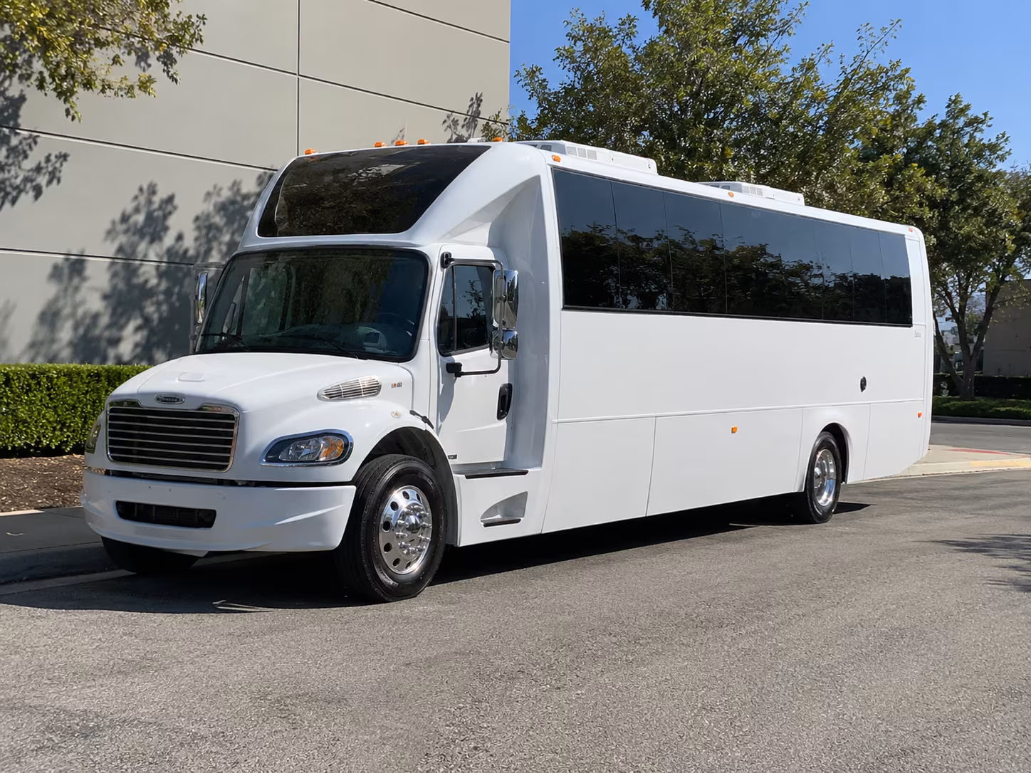 grand prairie birthday party buses for groups heading into dallas and fort worth