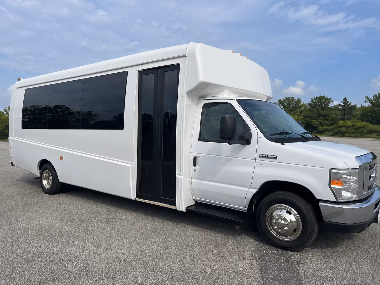 how bus type and group size affect bus rental rates in grand prairie